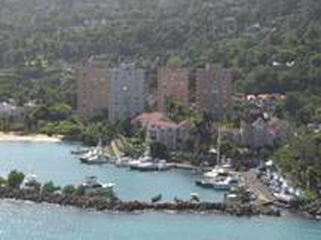 Turtle Beach Towers Apt 22 C - Ocho Rios Eksteriør billede