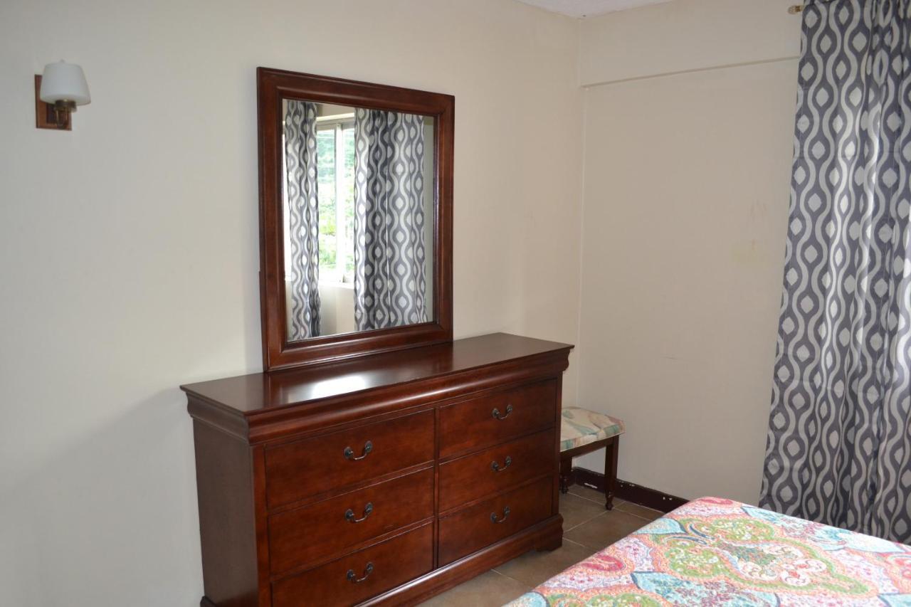 Turtle Beach Towers Apt 22 C - Ocho Rios Eksteriør billede